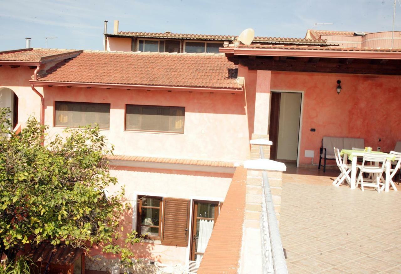 L'Isola Felice Apartment Монсеррато Экстерьер фото