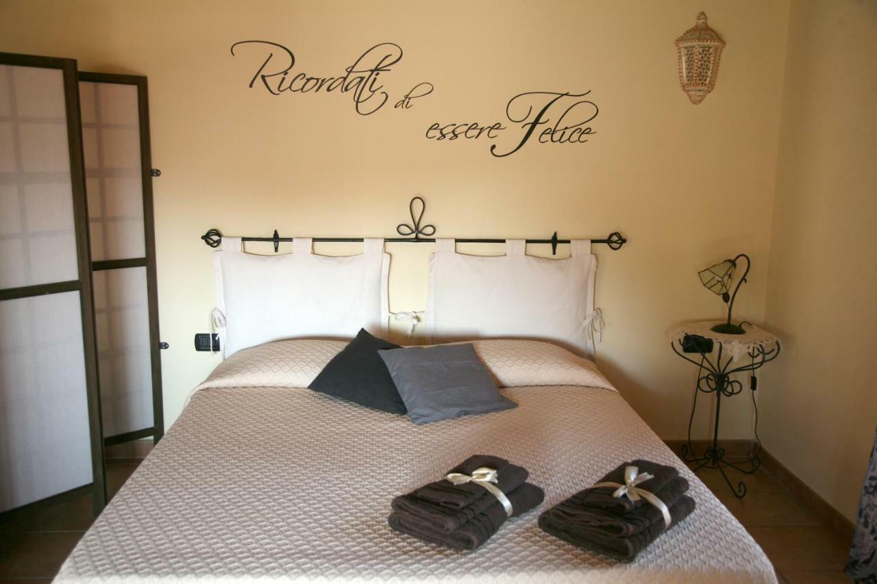 L'Isola Felice Apartment Монсеррато Экстерьер фото